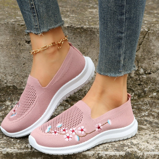 Floral Embroidered Breathable Shoes